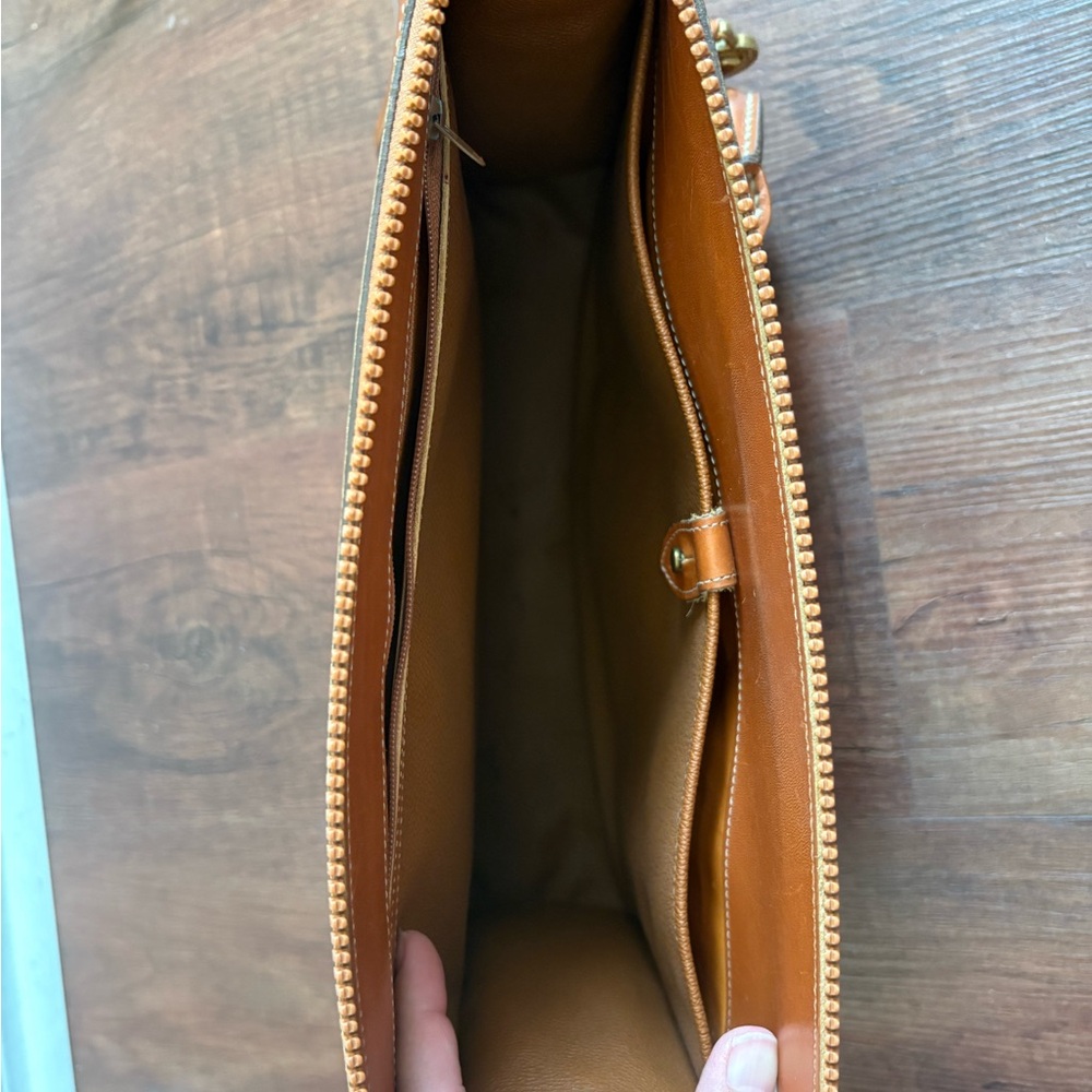 Vintage Dooney & Bourke Leather Shoulder Bag Burgundy & Tan *No Crossbody Strap - Picture 6 of 11